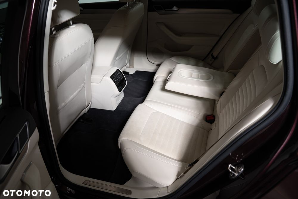 Volkswagen Passat 1.4 TSI BMT ACT Highline - 26