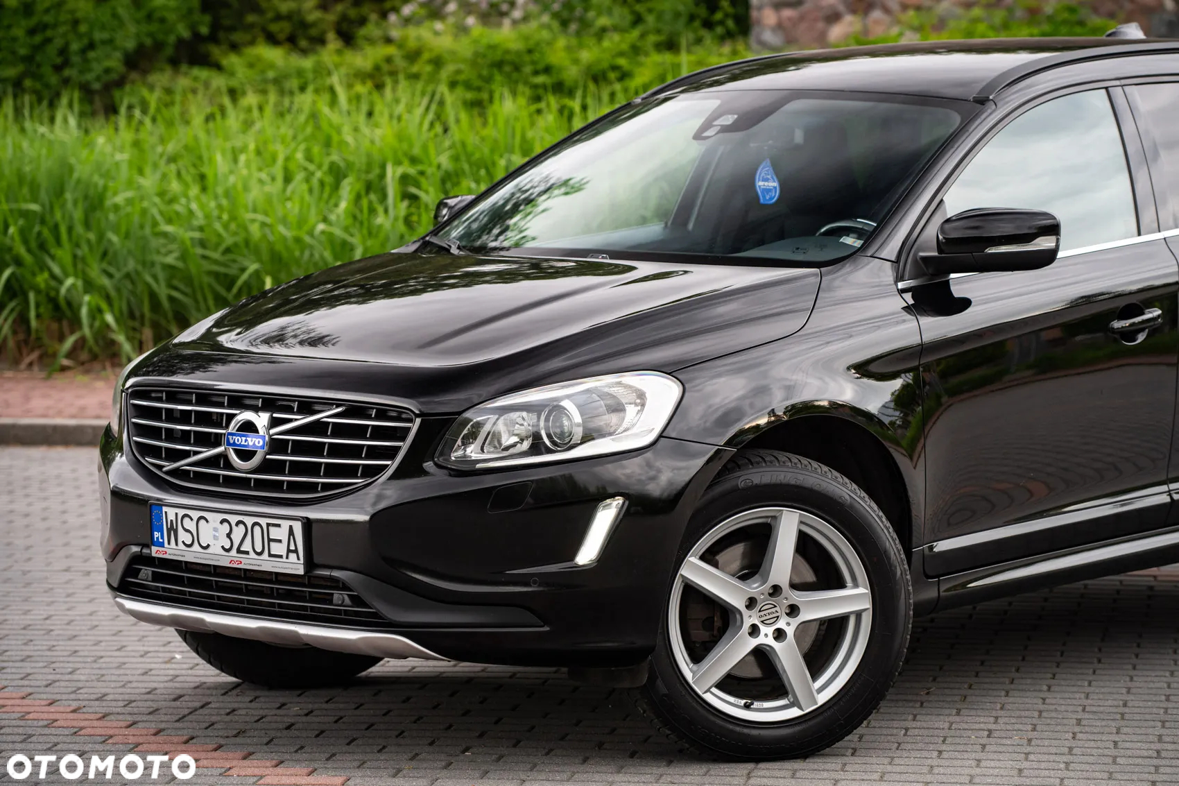 Volvo XC 60 D4 Momentum - 9