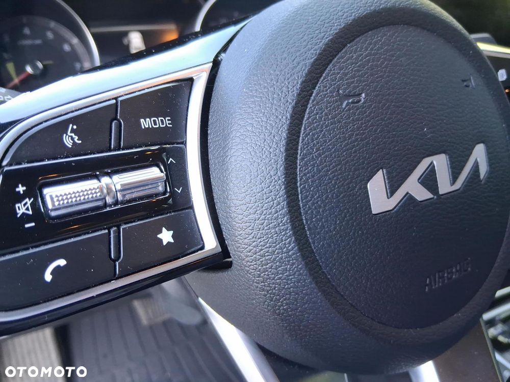 Kia XCeed 1.6 T-GDI Tribute DCT - 24