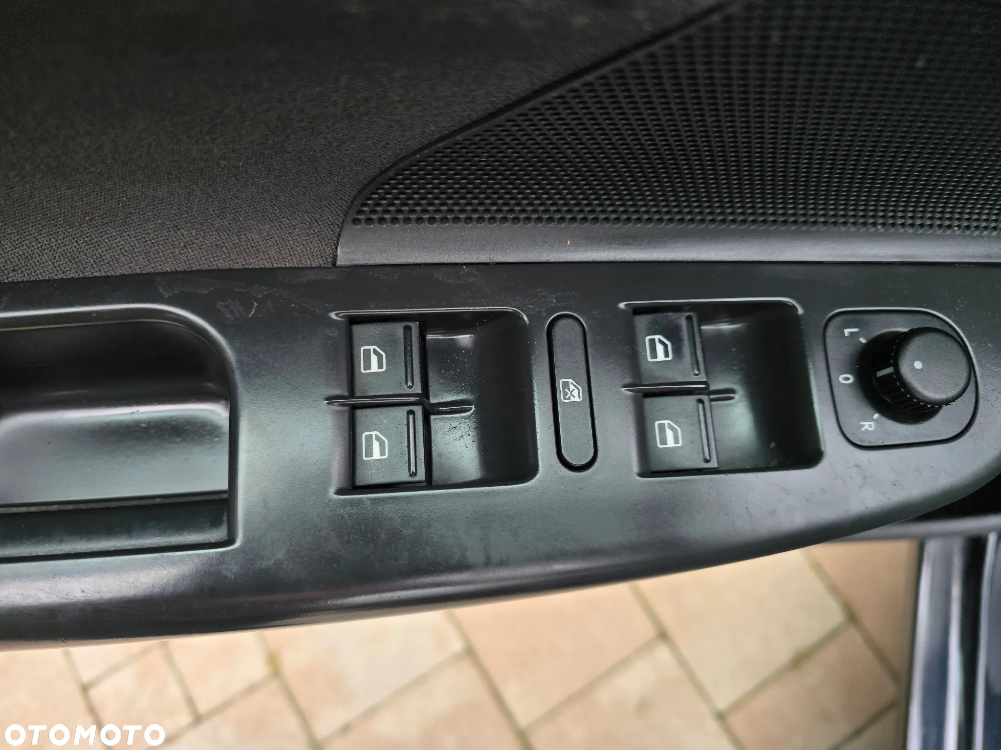Volkswagen Golf Variant 2.0 TDI DPF Exclusive - 17