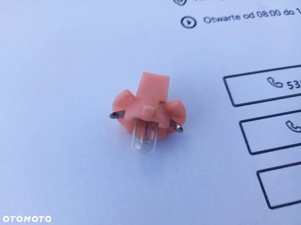 Żarówka oświetlenia tablicy rozdzielczej z oprawką Ford 7358627 - 2