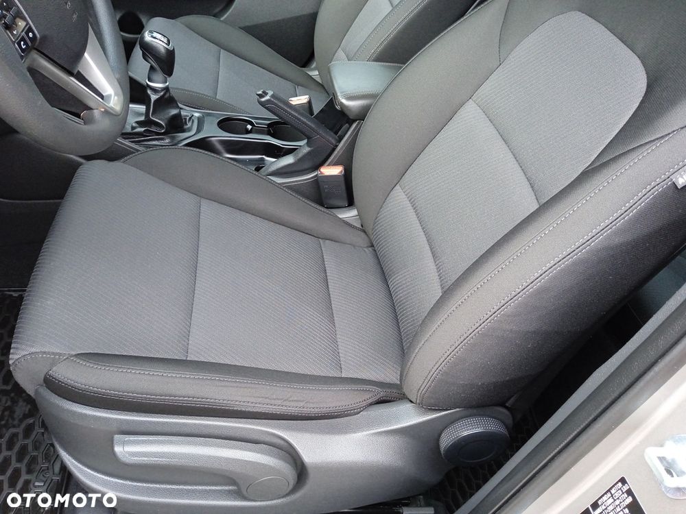 Hyundai Tucson 1.6 GDI BlueDrive Comfort 2WD - 10
