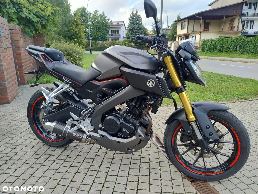 Yamaha MT - 24