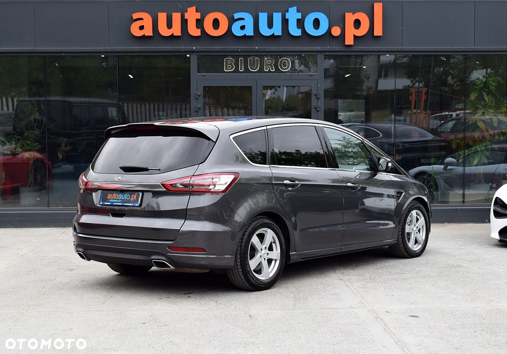 Ford S-Max - 21