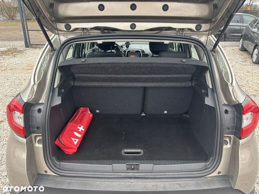 Renault Captur - 32