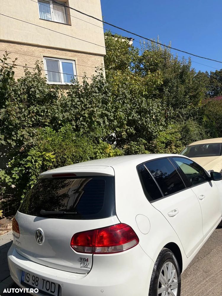 Volkswagen Golf - 3