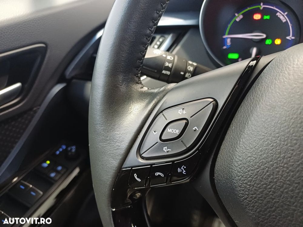 Toyota C-HR 2.0 HSD 184 CP 4x2 CVT C-ult - 12