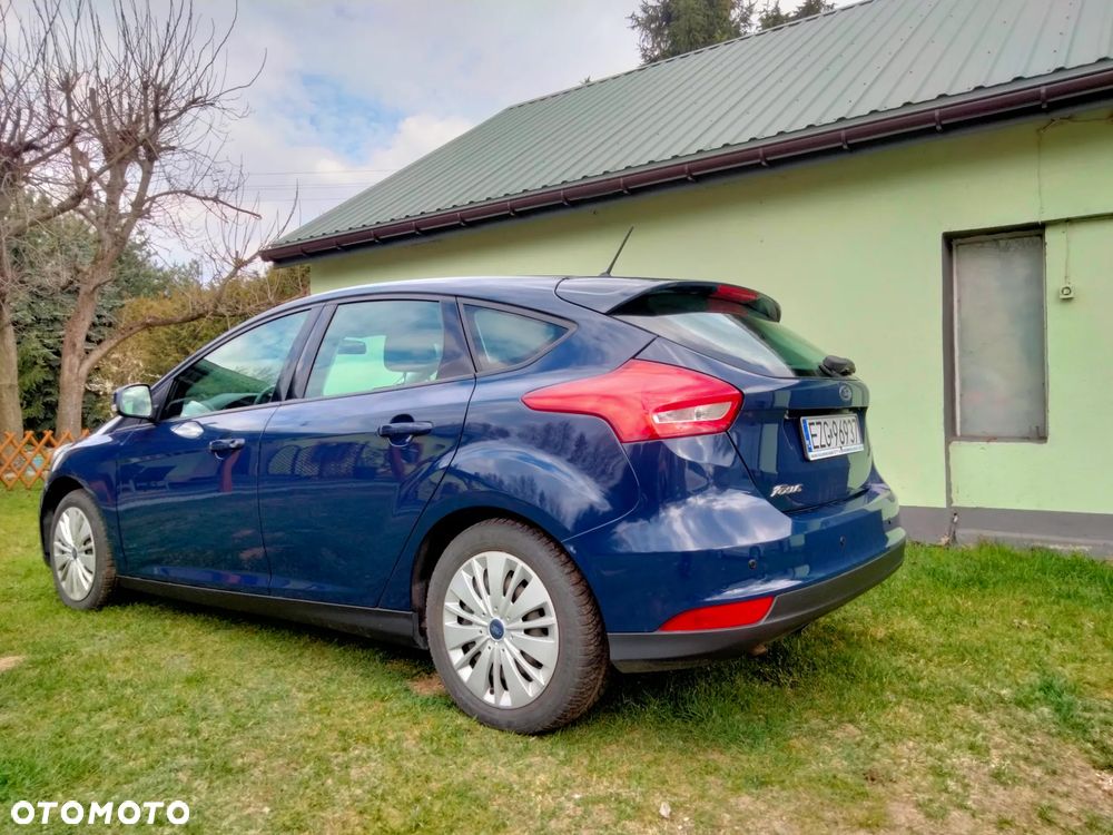 Ford Focus 1.6 Trend - 5