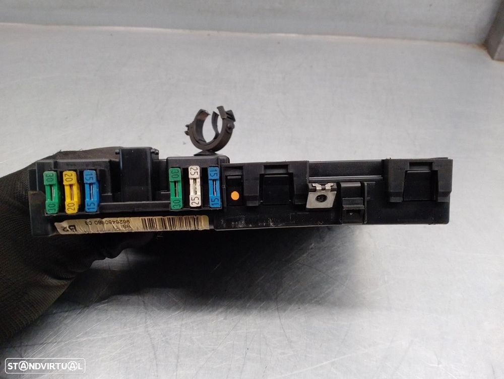 CAIXA RELÉS / FUSÍVEIS PEUGEOT 206 FASTBACK 2001 -9626460880 - 2