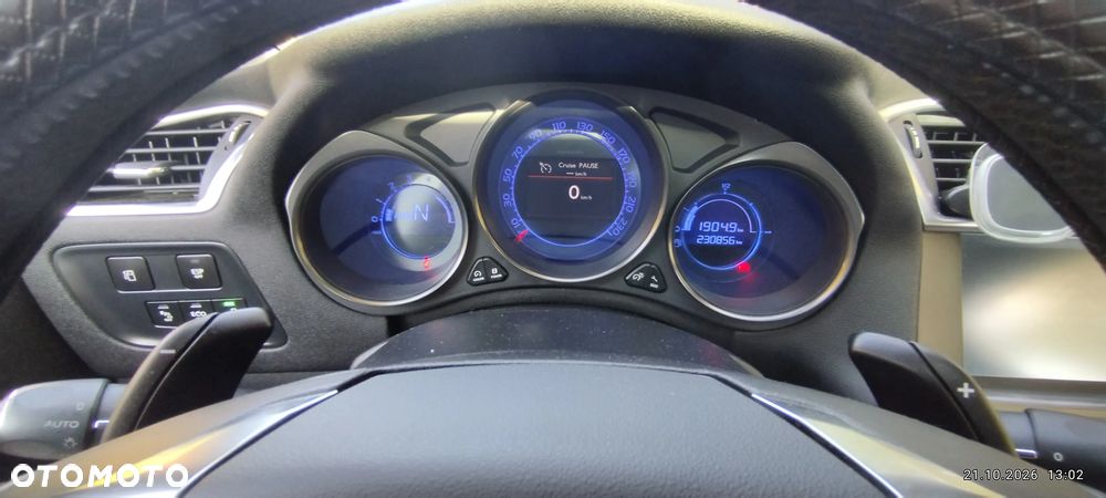 Citroen C4 2011 photo 2