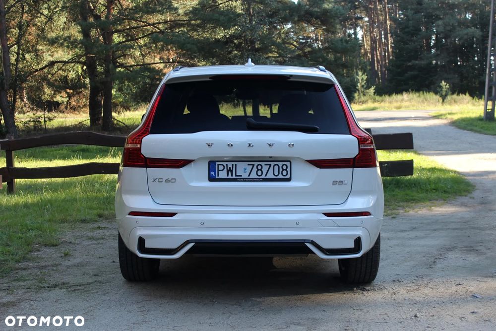 Volvo XC 60 B5 B AWD Geartronic RDesign - 11
