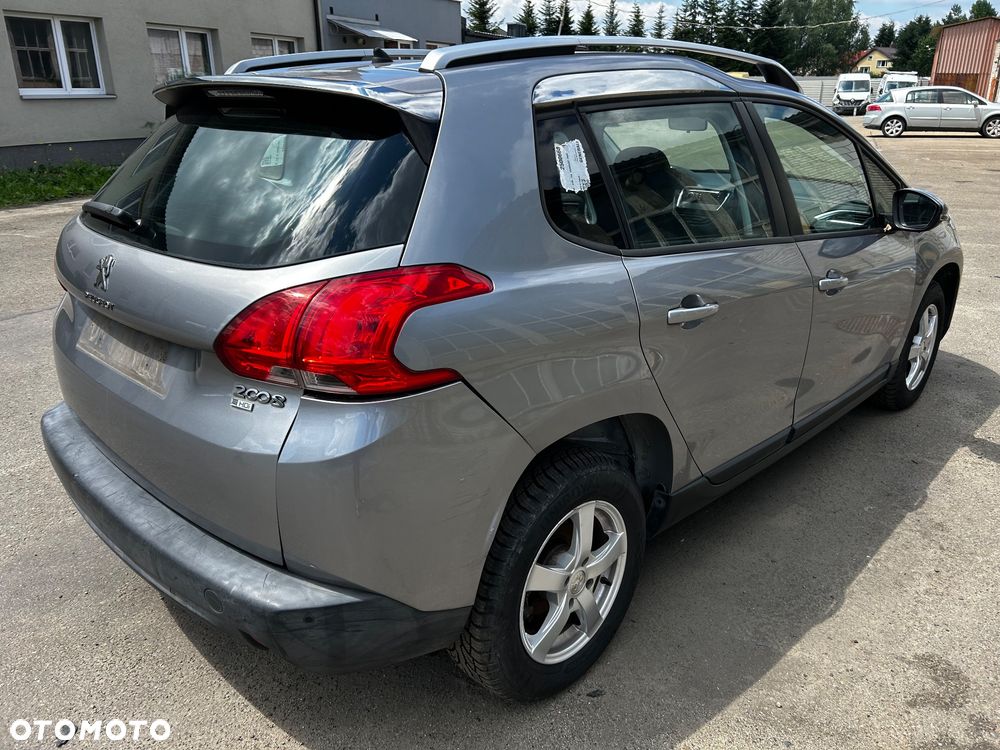 Peugeot 2008 - 3