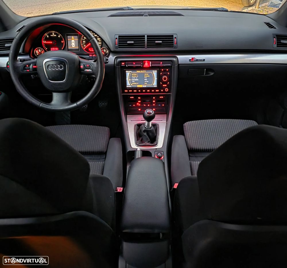 Audi A4 Avant 2.0 TDI DPF S line Sport Pack (plus) - 4