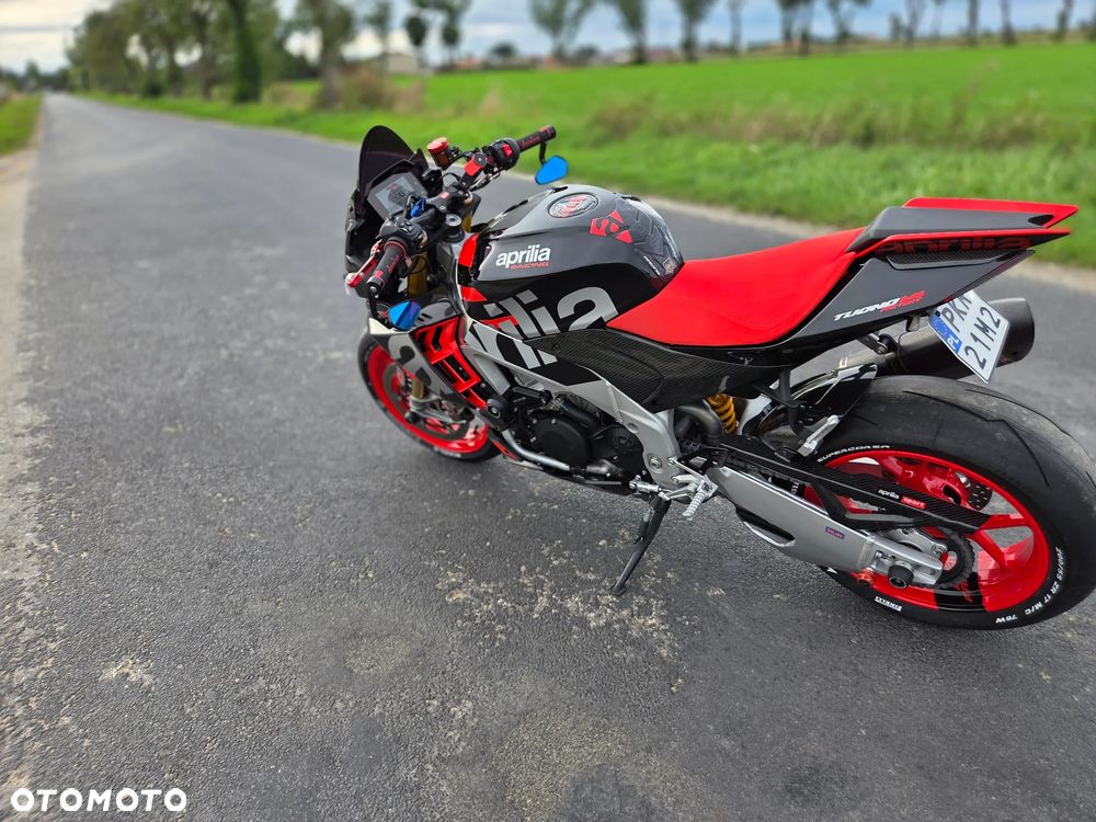 Aprilia Tuono - 8