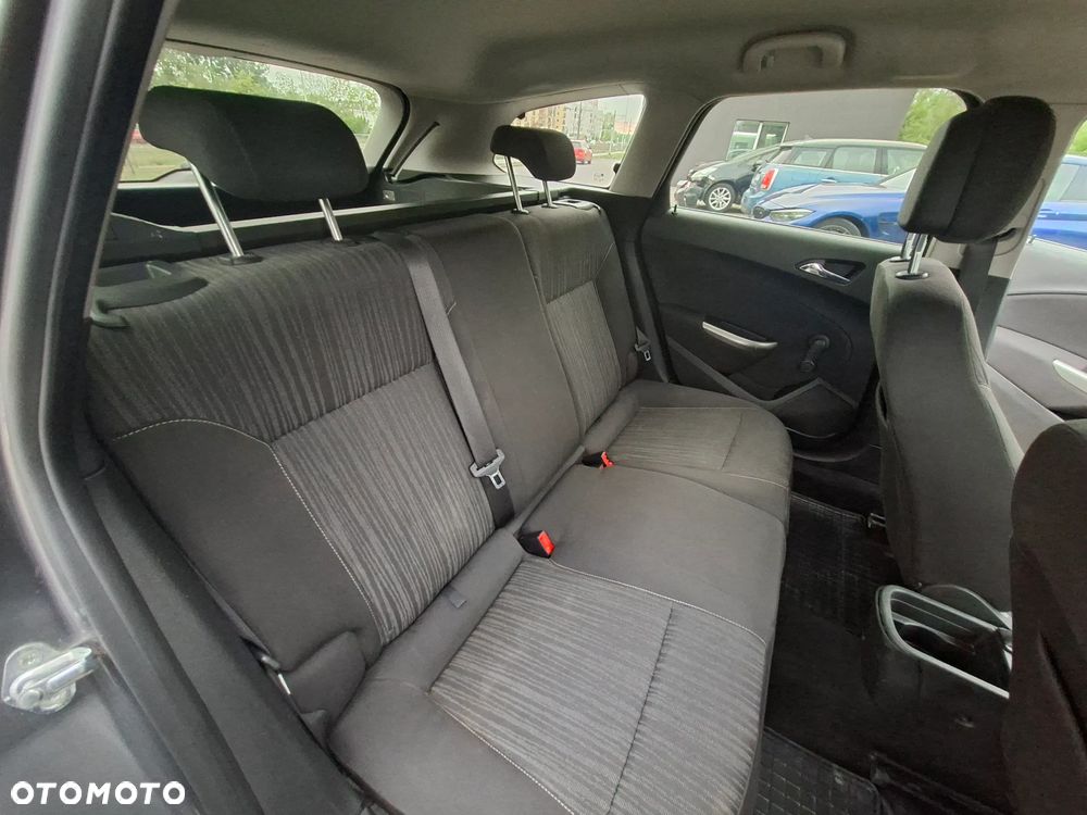 Opel Astra - 16