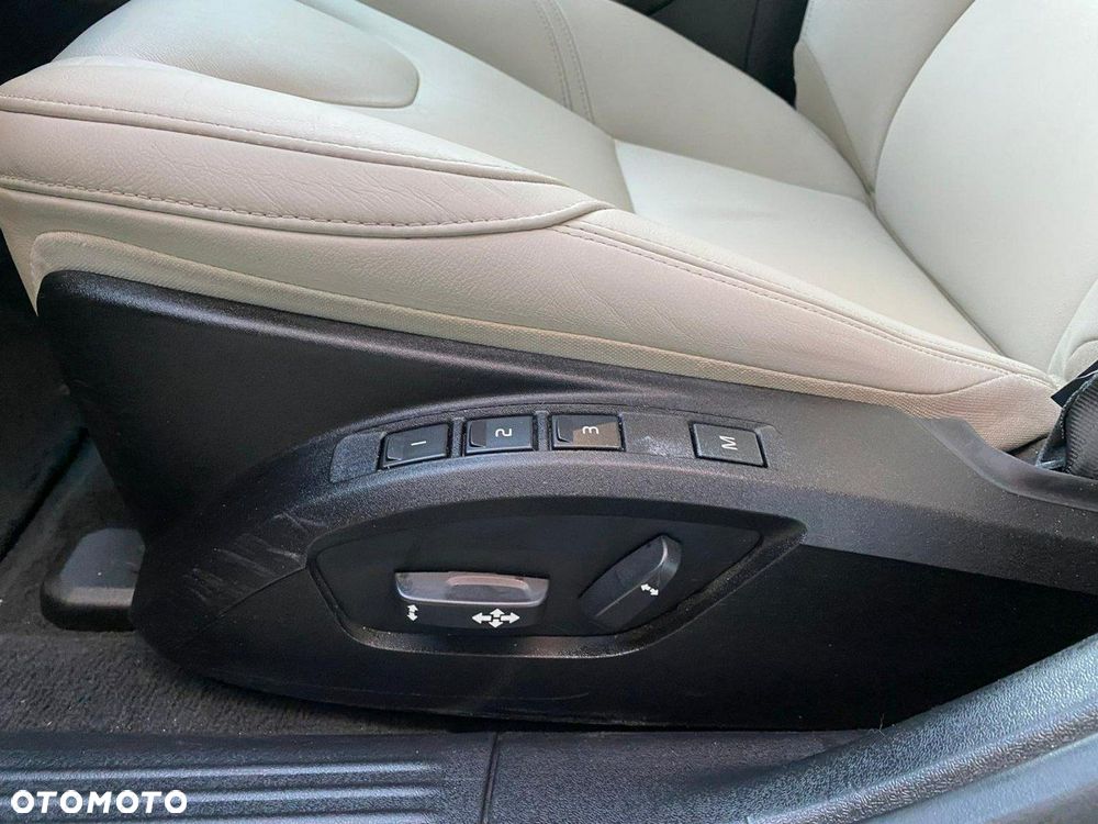 Volvo V40 D2 Drive-E Inscription - 11