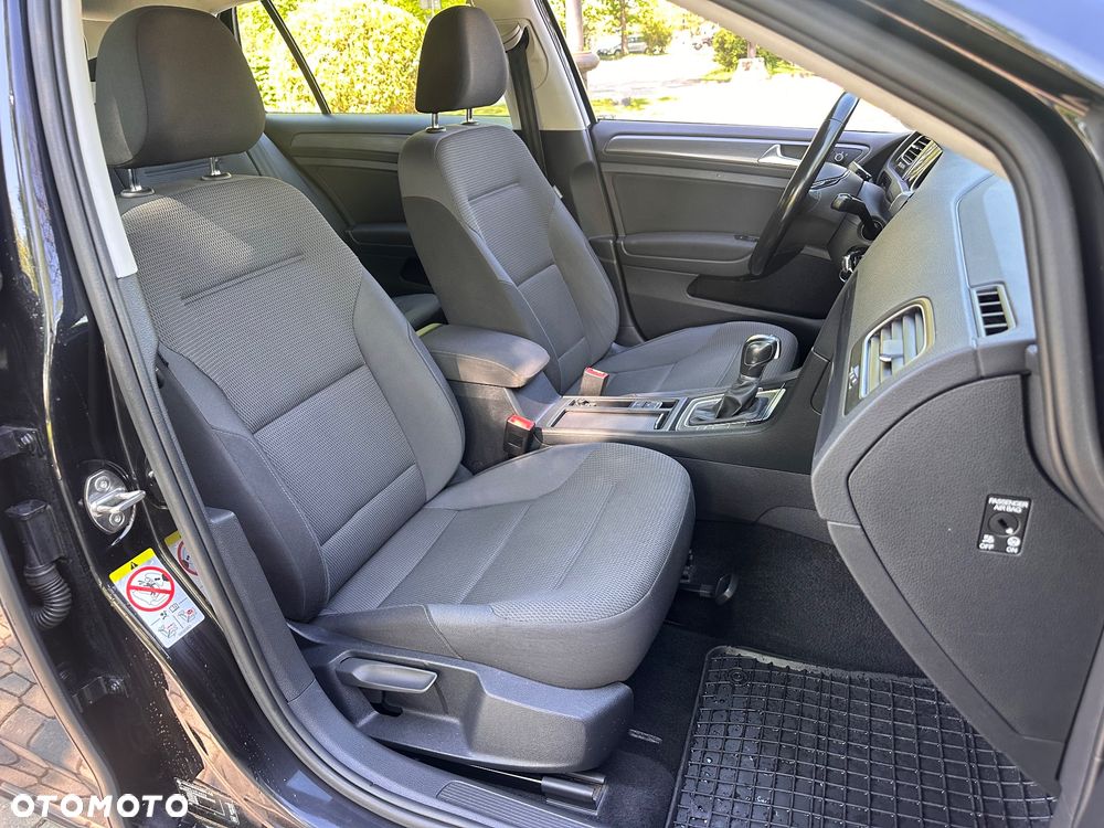 Volkswagen Golf 1.6 TDI SCR DSG Comfortline - 5