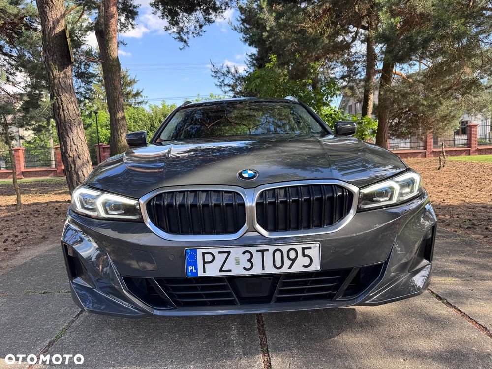 BMW Seria 3 320d xDrive Luxury Line sport - 2
