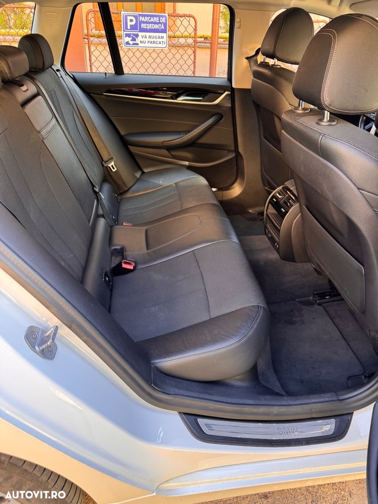 BMW Seria 5 520d Aut. - 13