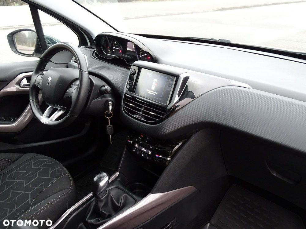 Peugeot 2008 - 15
