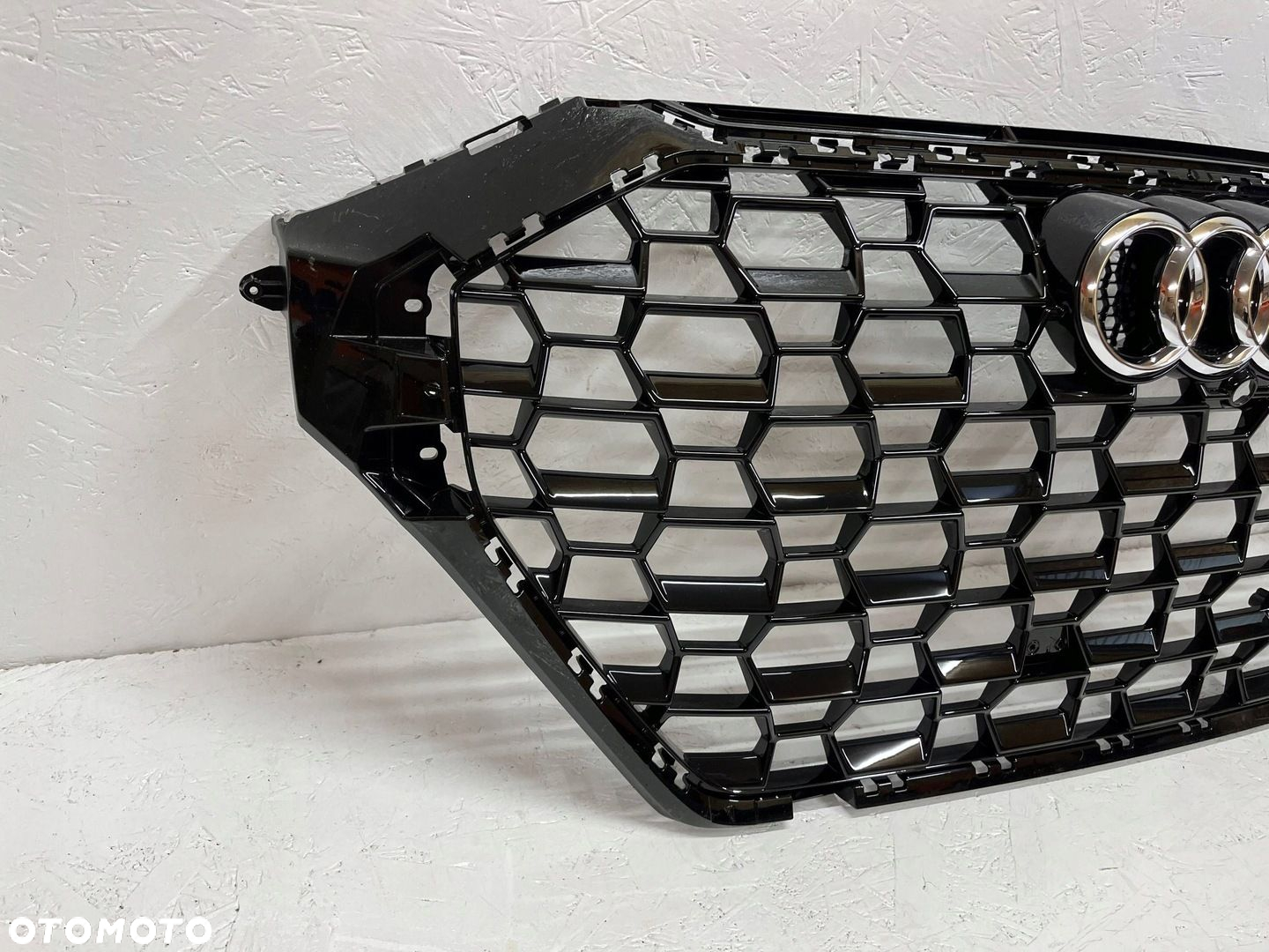 Audi RSQ3 2018- ATRAPA GRILL 83A853651D ORG - 3