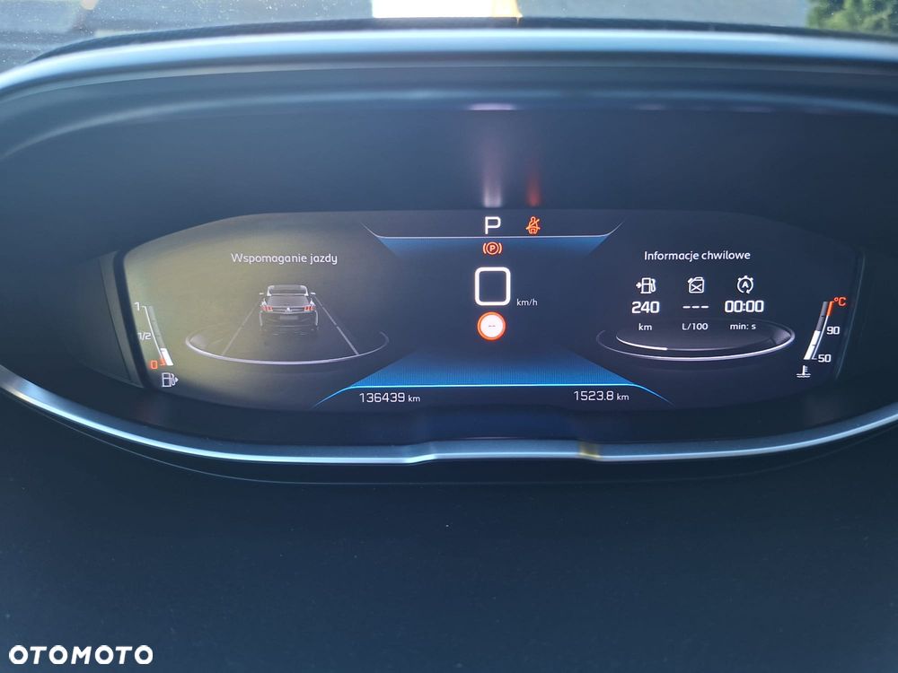Peugeot 3008 1.5 BlueHDi Active Pack S&S EAT8 - 8