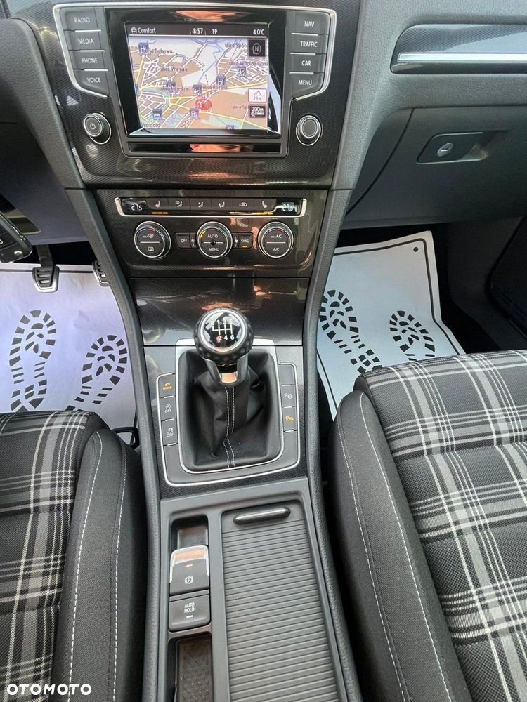 Volkswagen Golf 2.0 TDI BMT GTD - 23