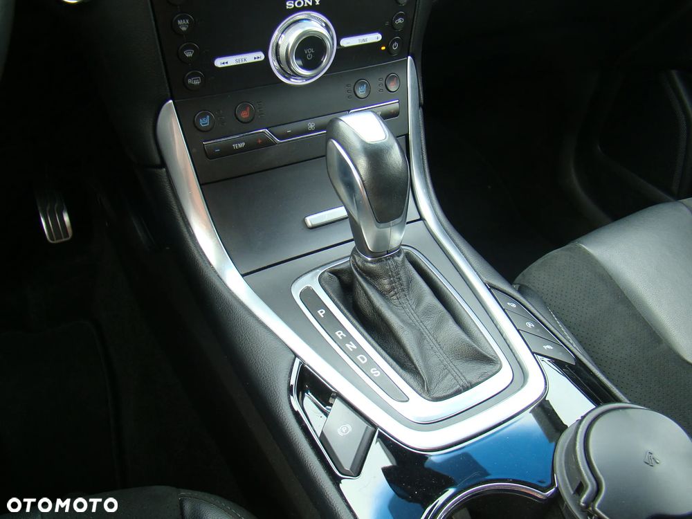 Ford Edge 2.0 TDCi Bi-Turbo 4x4 ST-LINE - 28