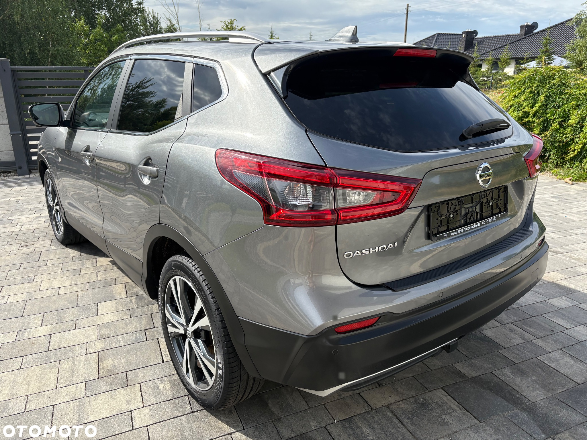 Nissan Qashqai 1.6 dCi Xtronic N-Connecta - 4