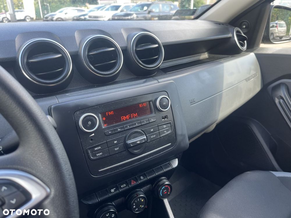 Dacia Duster 1.6 SCe Access - 23