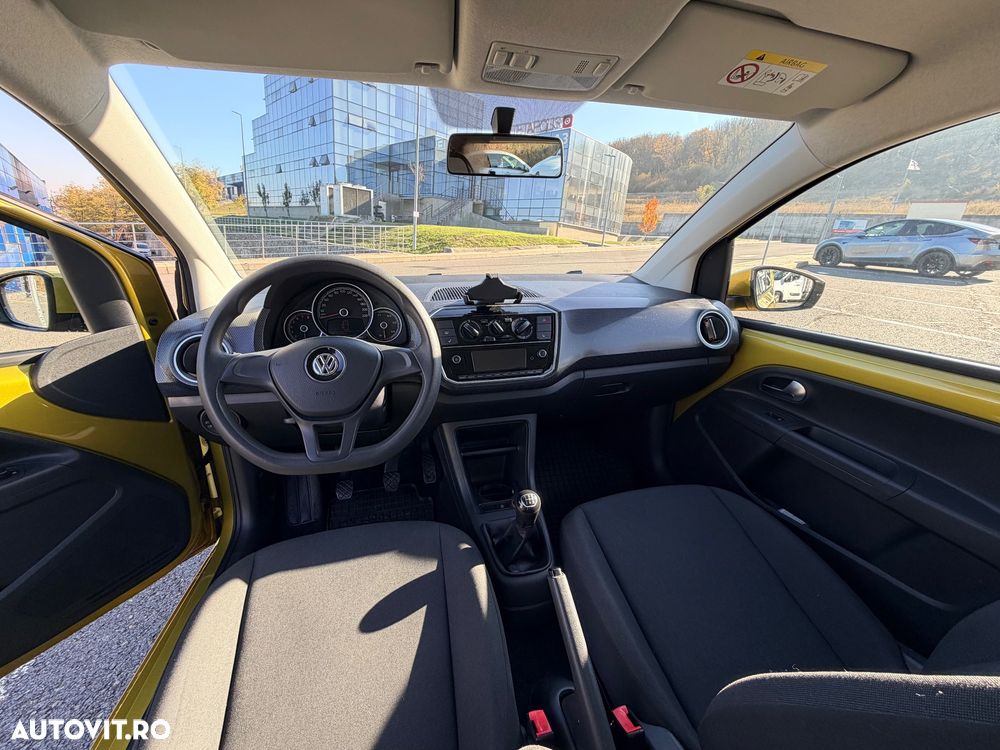 Volkswagen up! - 9