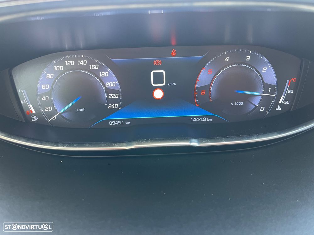 Peugeot 3008 1.5 BlueHDi Style - 11