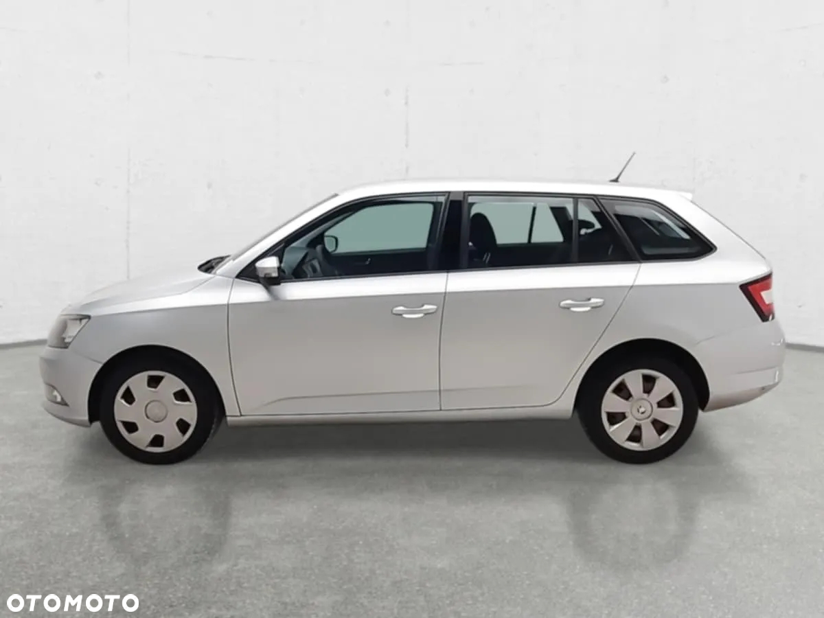Skoda Fabia - 4