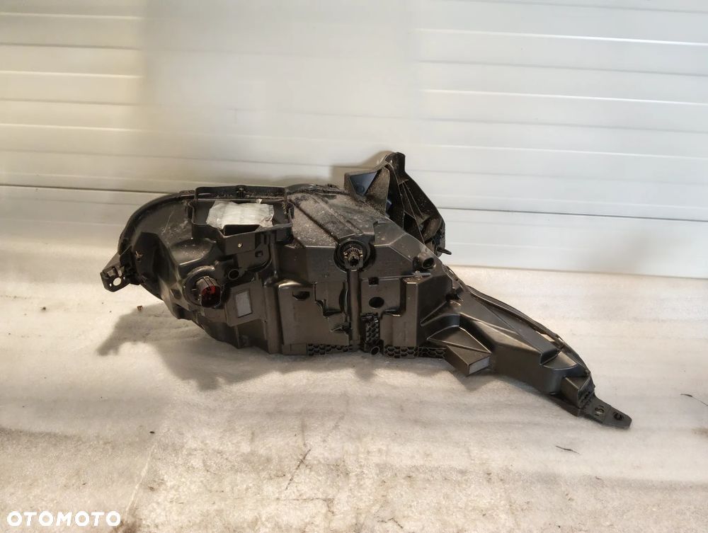Land Rover Range Rover Velar HIGH VERSION PRZÓD STRONA LEWA  J8A213W030LG - 6
