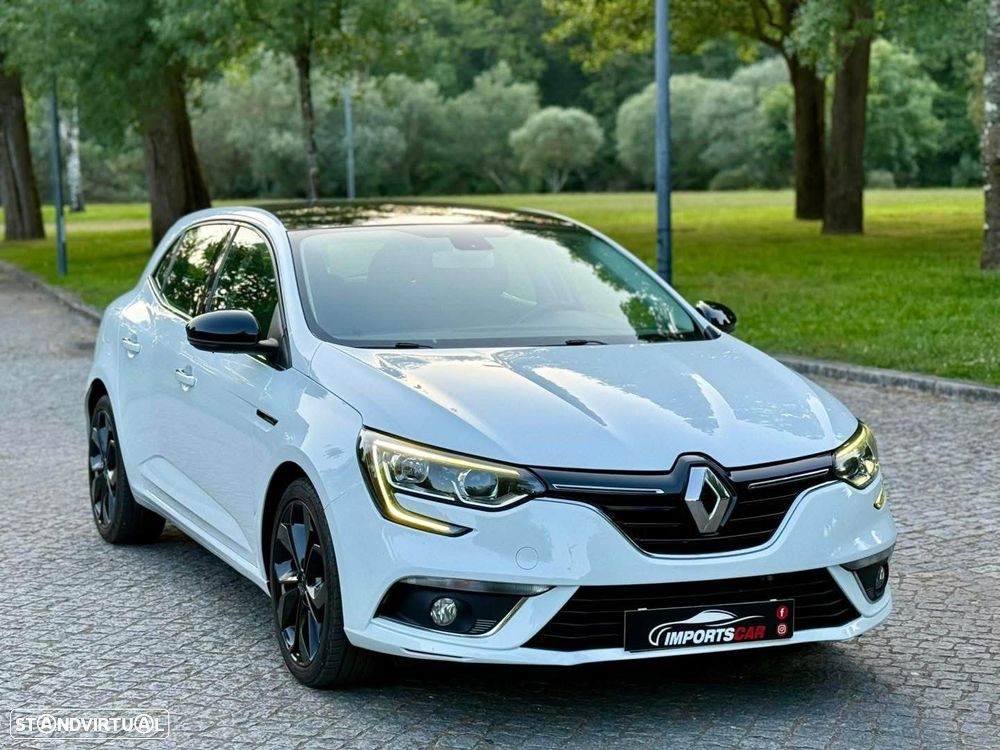 Renault Mégane 1.5 dCi Intens - 1