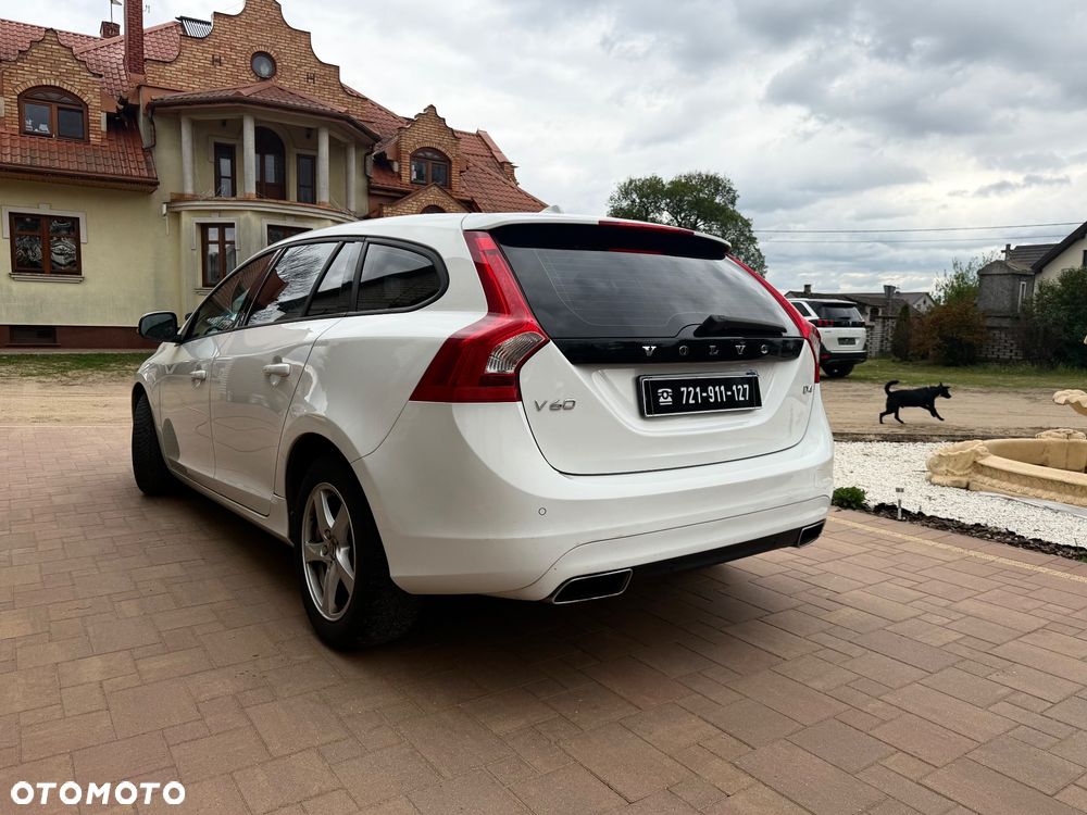 Volvo V60 D4 Geartronic - 11