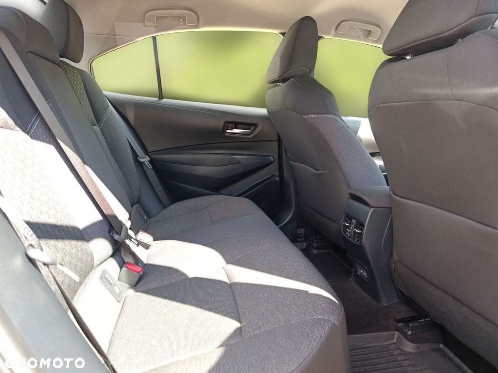 Toyota Corolla 1.5 Comfort - 11