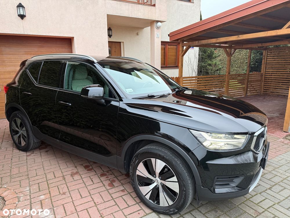 Volvo XC 40 T3 Momentum Pro - 16