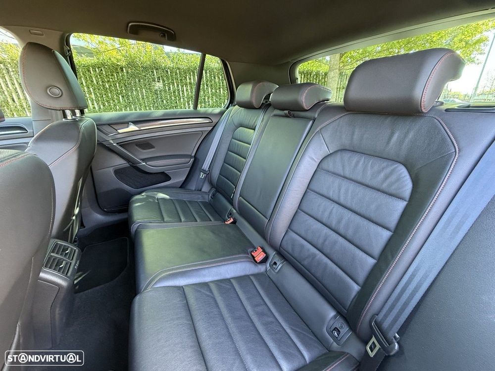 VW Golf 2.0 TSi GTi DSG - 30