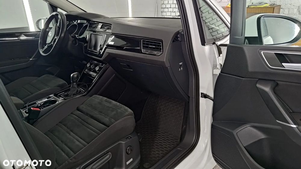 Volkswagen Touran 2.0 TDI BMT Highline DSG - 18
