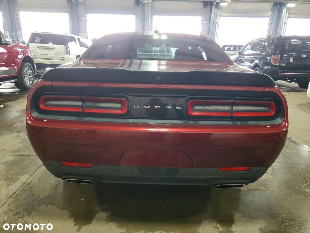 Dodge Challenger Automatik R/T Plus - 6