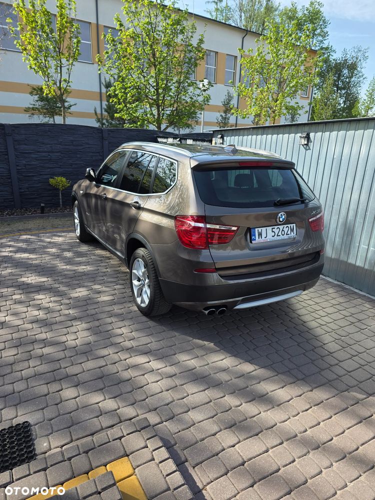 BMW X3 28i xDrive - 5