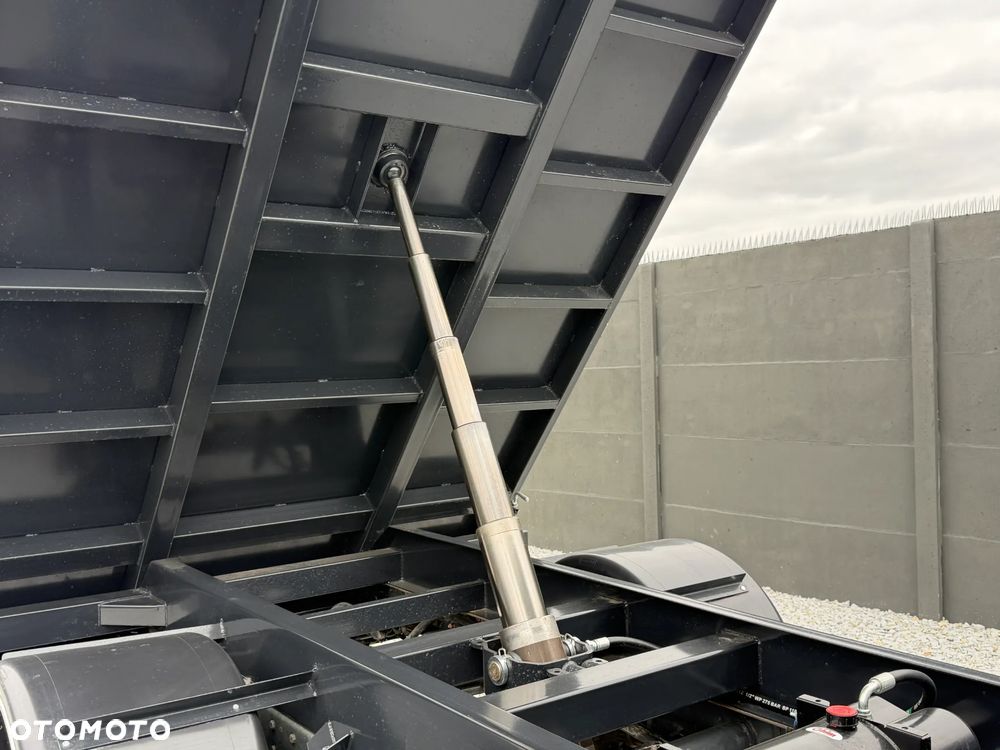 Iveco Daily 35C15 50C15 3.0 HPI 150 KM 3 strony Wywrotka - 18