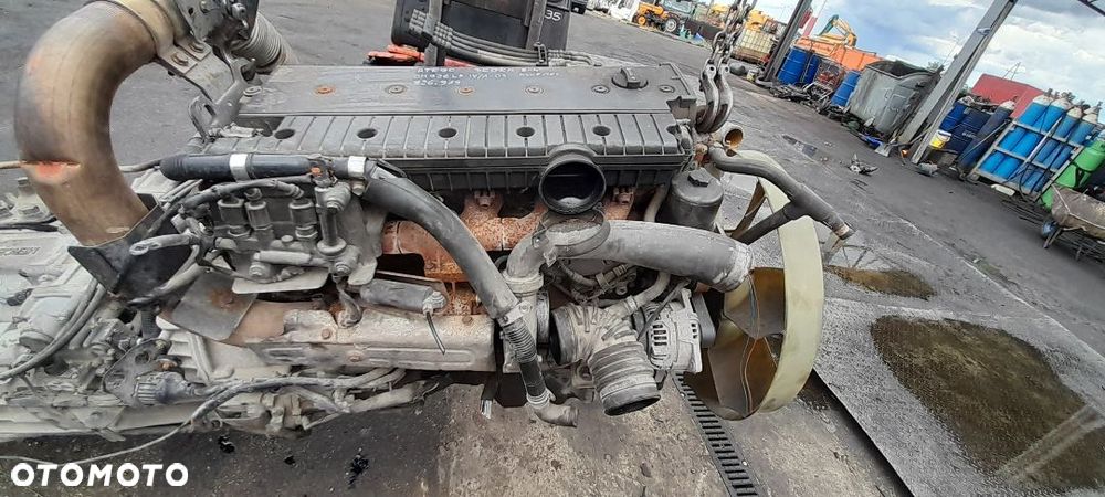 GŁOWICA Silnika Mercedes AXOR , ATEGO 330KM Euro 4 926.919 !! Wysyłka !! - 2