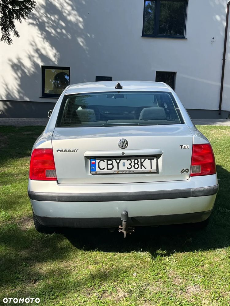 Volkswagen Passat 1.9 TDI - 7
