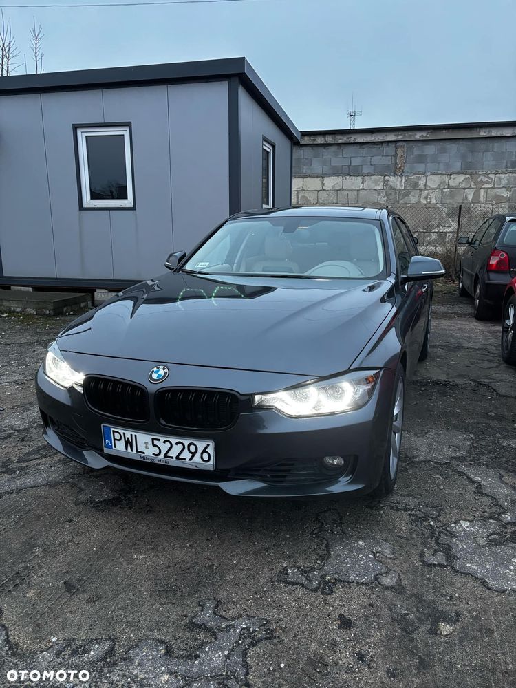 BMW Seria 3 328i Modern Line - 1