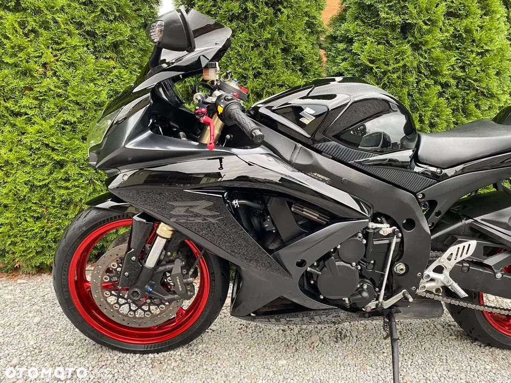Suzuki GSX-R - 24
