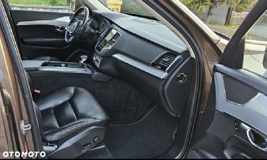 Volvo XC 90 D5 AWD Inscription 7os - 6