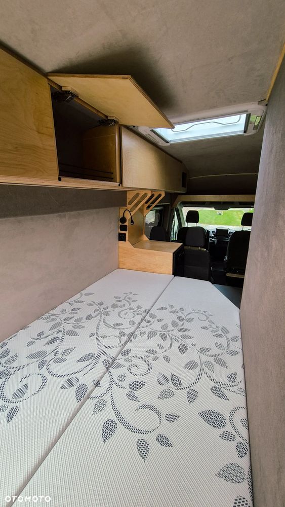 Ford Transit - 15
