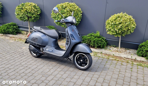 Vespa GTS